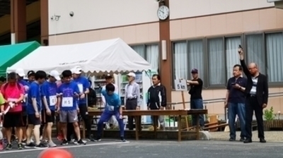 オネストはスポーツ活動を通じて社会貢献活動に努めています。3